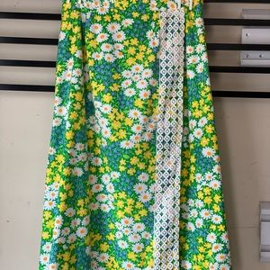 Wrap around floral vintage skirt